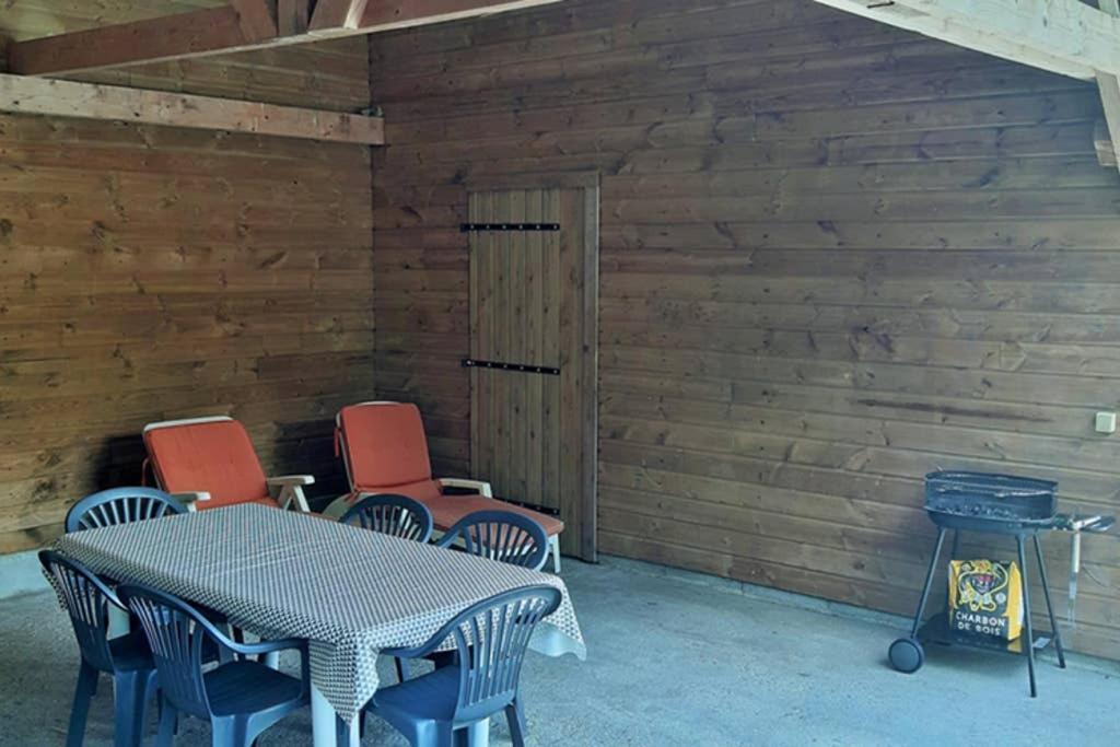 La Cabane Au Fond Du Jardin Arsac Luaran gambar